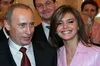 Розслідування: Аліна Кабаєва могла отримати 62 млн фунтів від компанії з оточення путіна