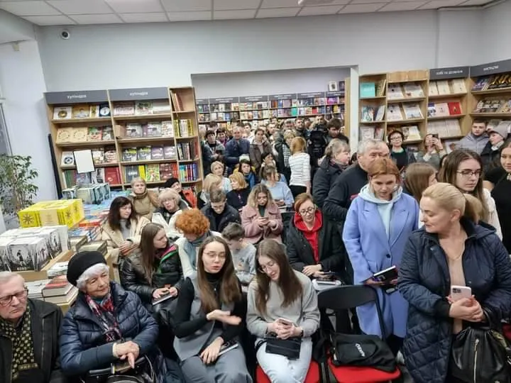 У залі був справжній аншлаг.