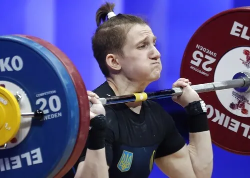 Каміла Конотоп. Фото Федерації важкої атлетики України