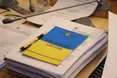 Округи замість районів та рада громади. Як Зеленський змінюватиме Конституцію