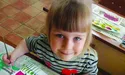 Діти сплять навіть у шухлядах для постелі...