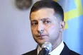 Зеленському потрібно вирішити, чи хоче він бути "слугою народу" чи олігархів, -  Financial Times