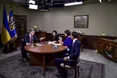 Порошенко: "Безпековий пакет має передувати пакету політичному"
