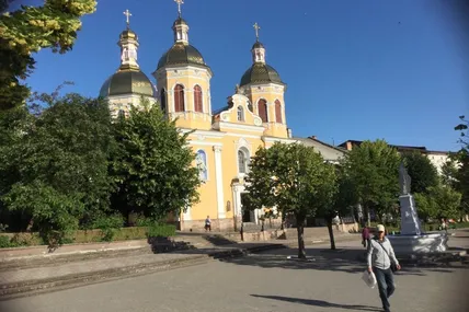 Церква Пресвятої Трійці у Бережанах, де знайшли цінні мистецькі розписи. Фото автора.