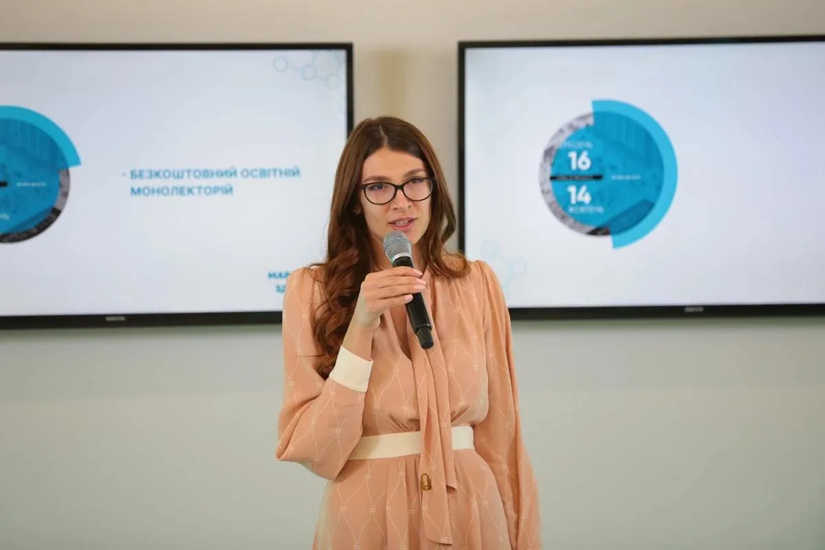 Вероніка Федишин - керівниця медичного хабу релокованих підприємств. Фото ЛОВА