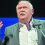 «Закінчував перший клас, літер не знав, але „Кобзар“ весь знав напам’ять — сестра читала, а я на слух сприймав»