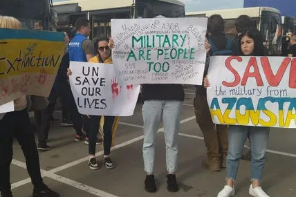У Запоріжжя прибули перші евакуйовані із Маріуполя