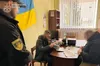 У Хмельницькому судитимуть керівника благодійної організації за ймовірне привласнення коштів на ЗСУ