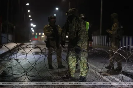 Поляки рівно опівночі закрили кордон із білоруссю. Фото: Белта