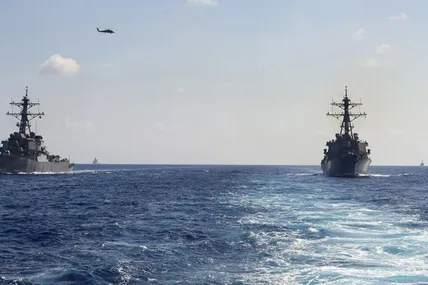 росія активізувала присутність у Чорному морі 4 великих десантних кораблів. Фото із мережі