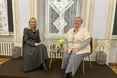 «За своє інтерв'ю у газеті купила собі перстенець»