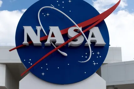 NASA розпочинає місію Артеміс. Фото Shutterstock