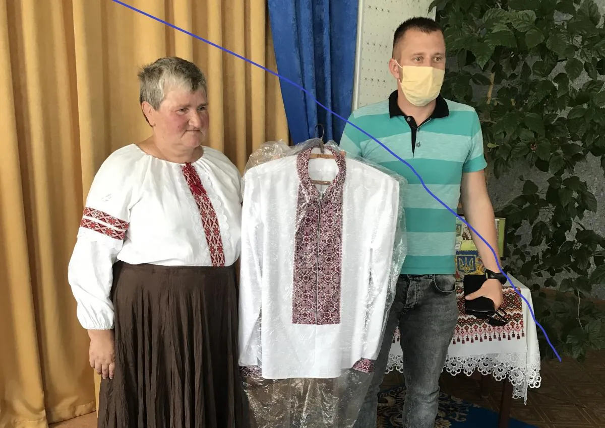 Вишиванка для «кіборга» Володі Галика