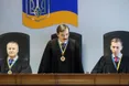 Суд визнав докази провини Януковича належними