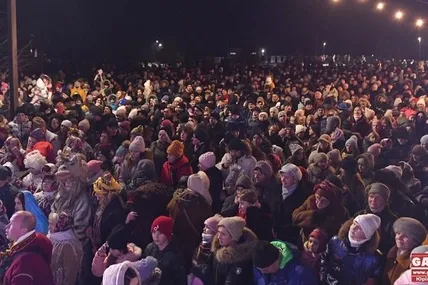 На Івано-Франківщині майже 4,5 тисячі осіб виконали колядку та встановили рекорд