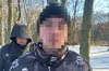 Закладки в лісі: біля Львова затримали 22-річного чоловіка з канабісом