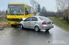 Унаслідок зіткнення Chevrolet з маршрутним автобусом на Львівщині травмовані четверо людей: триває розслідування