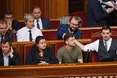 Українські міністри та прем'єр так і не прозвітували про свої багатотисячні премії