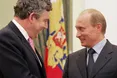 «Мене посадили на низьке крісло, щоб я дивився на нього знизу вгору. І він почав уголос читати досьє на мене»