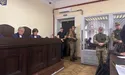 «Ти все це робив на ґрунті патріотизму?» — запитує невідома особа Зінченка. — «На ґрунті особистої неприязні…»