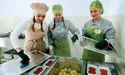 Менше цукру, солі, хліба, більше овочів, м’яса та риби
