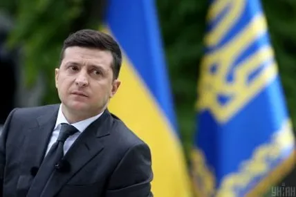 Більшість українців вважає, що Зеленський робить мало для запобігання атаки Росії