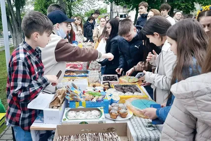 Благодійний ярмарок
