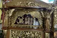 Храм, у якому разом з живими моляться сотні святих