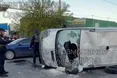 В Одесі група людей напала на ТЦК і перевернула їхнє авто, є постраждалі