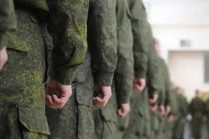 Мігранти у росії отримують повістки. Фото із мережі