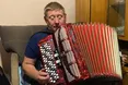 Патріотична музика – від незрячого музиканта