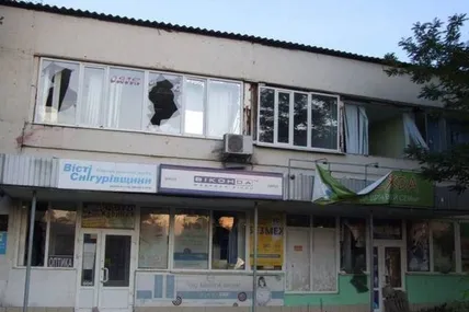 У кабінеті редактора вибито вікна. Фото з сайту НСЖУ