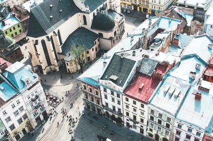 &laquo;Ресторани закриваються, бо не знаходять працівників. Офіціантки виїхали з країни&raquo;