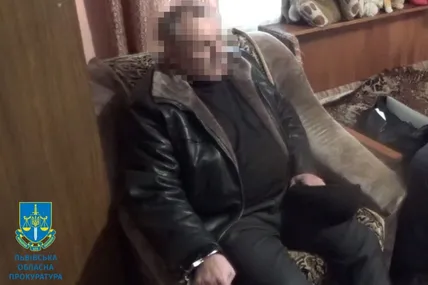 Вироком суду експоліцейського засуджено до 8 років позбавлення волі.