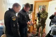 Мільйонні крадіжки під виглядом «єДопомоги»: на Дніпропетровщині викрили міжрегіональну банду шахраїв