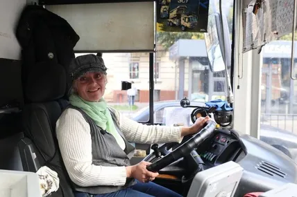 У Львові на автобусних маршрутах Львова працюють уже 5 жінок-водійок