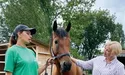 Гриваста переселенка Айра лікує дітей
