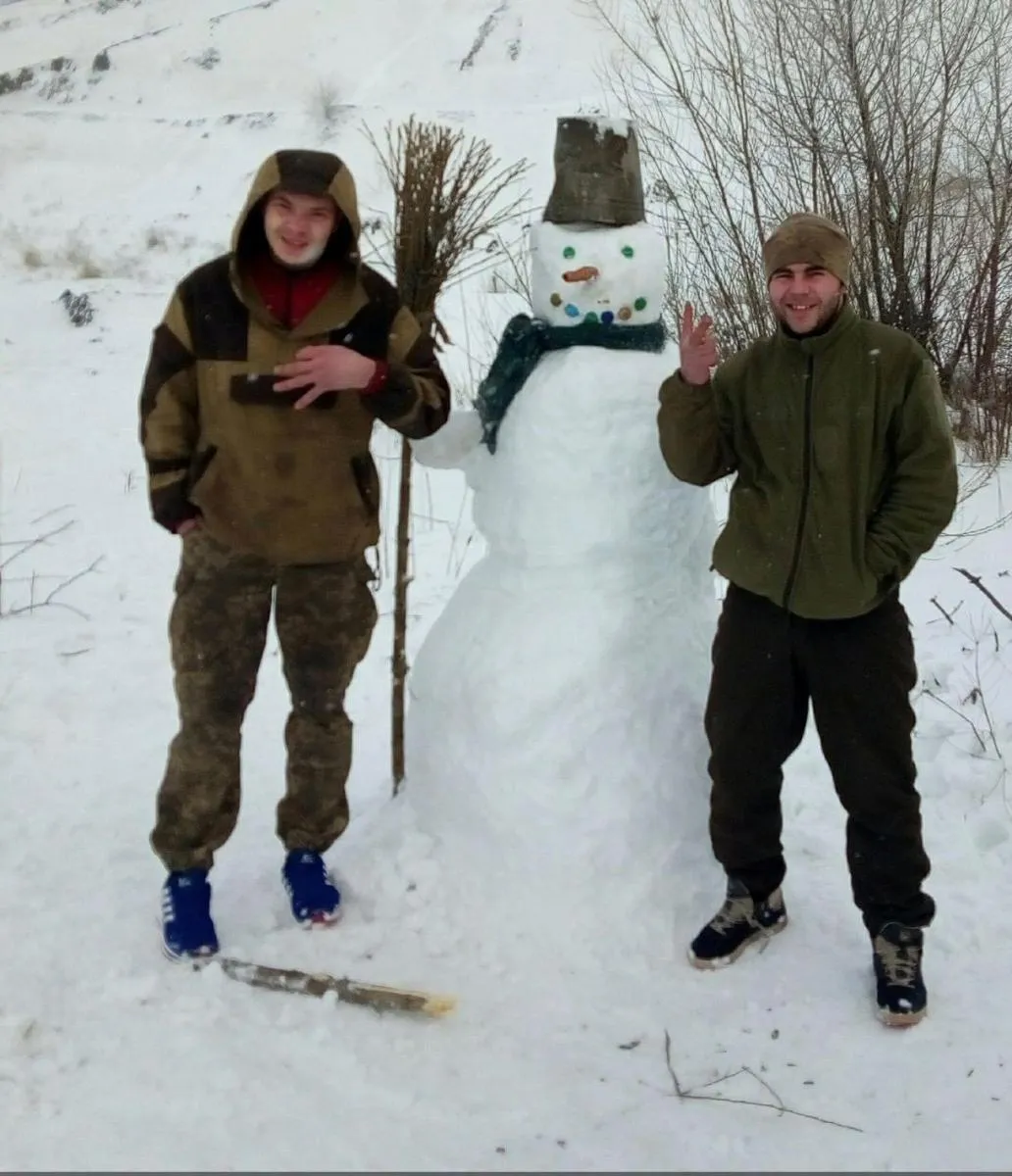Фото з домашнього і шкільного альбомів