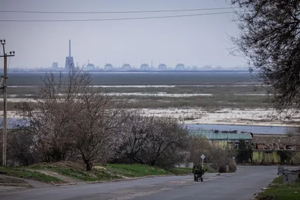 МАГАТЕ зафіксувало обстріли поблизу Запорізької АЕС
