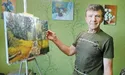 Після фізичної роботи береться за пензлик