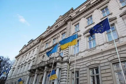 Фото ЛОВА