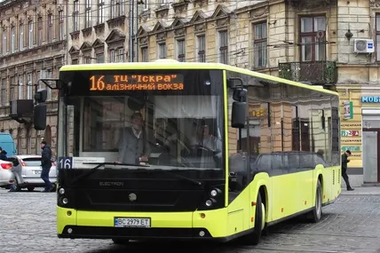 &laquo;Львівська мерія хронічно боргує перевізникам за пільговиків&nbsp;&mdash; тариф на проїзд доведеться піднімати двічі&hellip;&raquo;