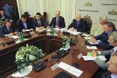 Учасники круглого столу закликають Раду саморозпуститися
