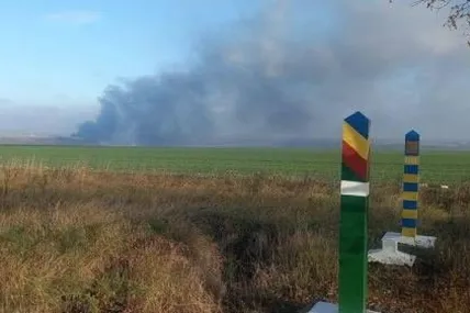 Фото місця падіння ракети із соцмереж