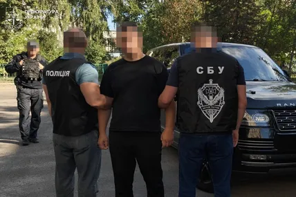 08.09.2026, 14:30				


									На Львівщині викрили організовану групу, яка допомагала ухилятися від мобілізації							

										Правоохоронці викрили організовану злочинну групу з семи місцевих мешканців, яка з вересня 2025 року заробляла на 