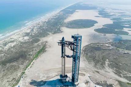 SpaceX вперше запускає гігантську ракету Starship. Фото: SpaceX у Twitter