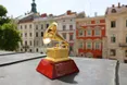 Співак квінтету гарнізонного храму Володимир Пунько привіз до Львова статуетку Ґреммі