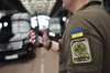 Польські прикордонники почали тестування нової біометричної системи на кордоні з Україною