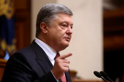 Українські та іноземні дипломати осудили політичні переслідування проти Петра Порошенка