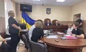 «Невідомо, у чиїх цілях третя особа (Олена Чернінька) воює за ці 5 млн грн. Якщо врахувати, що перше повідомлення Сцельнікова до Черніньки було про те, що «він зробив для неї все, що міг…»
